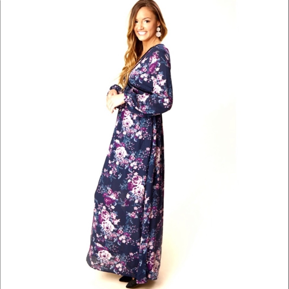 Alter’d State Floral Maxi Dress - Picture 1 of 11